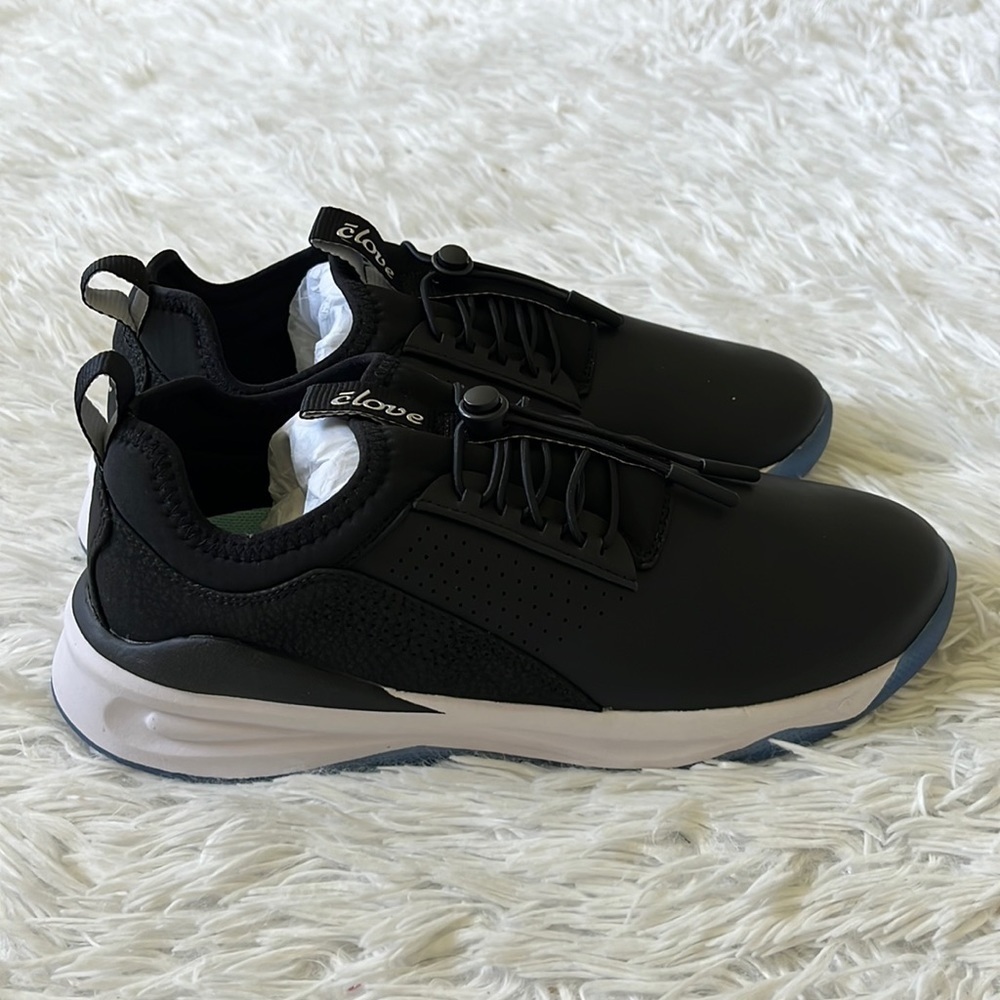 CLOVE WOMEN'S/MEN’S CLASSIC
NIGHT SHIFT SNEAKERS SIZE W-9.5 M-8